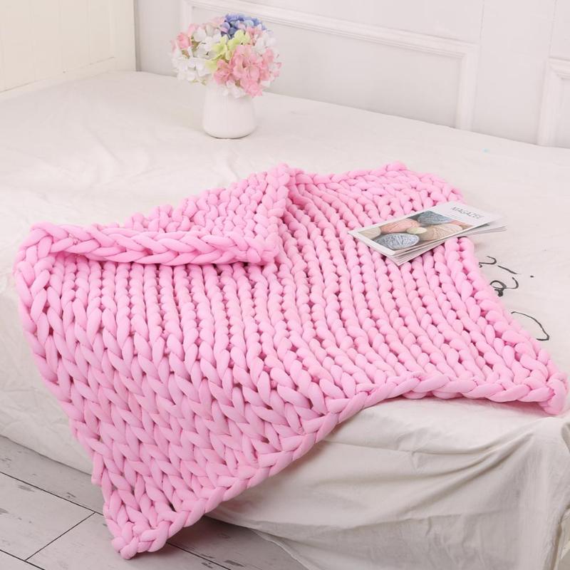 Soft Thick Line Giant Yarn Knitted Blanket